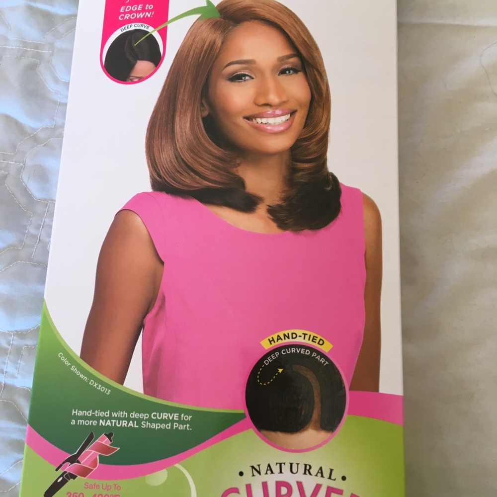 Wig black and red tips